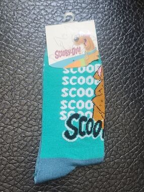 Scooby-Doo Dog Teal and Green Novelty Casual Crew Socks